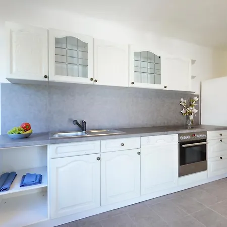 Apartmany Jevany Exterior photo
