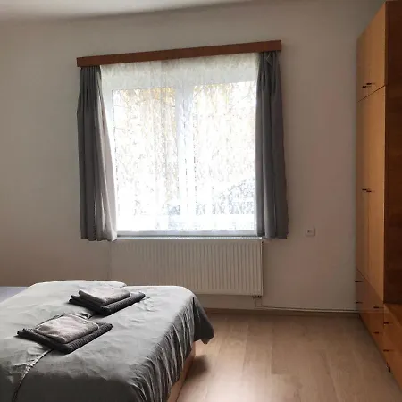 Apartmany Jevany Exterior photo