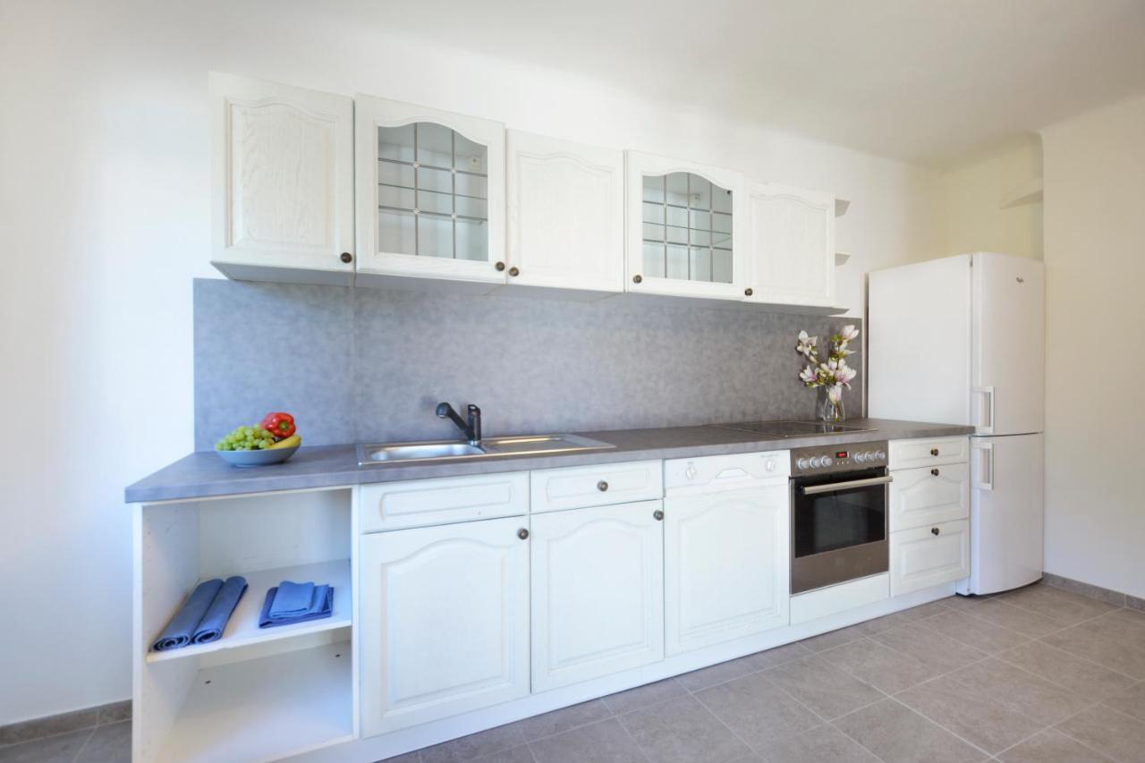 Apartmany Jevany Apartment *