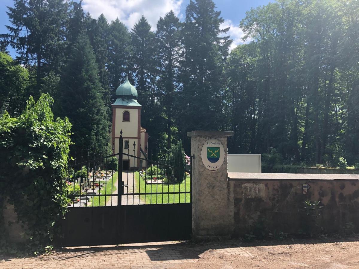 Apartmany Jevany Appartement